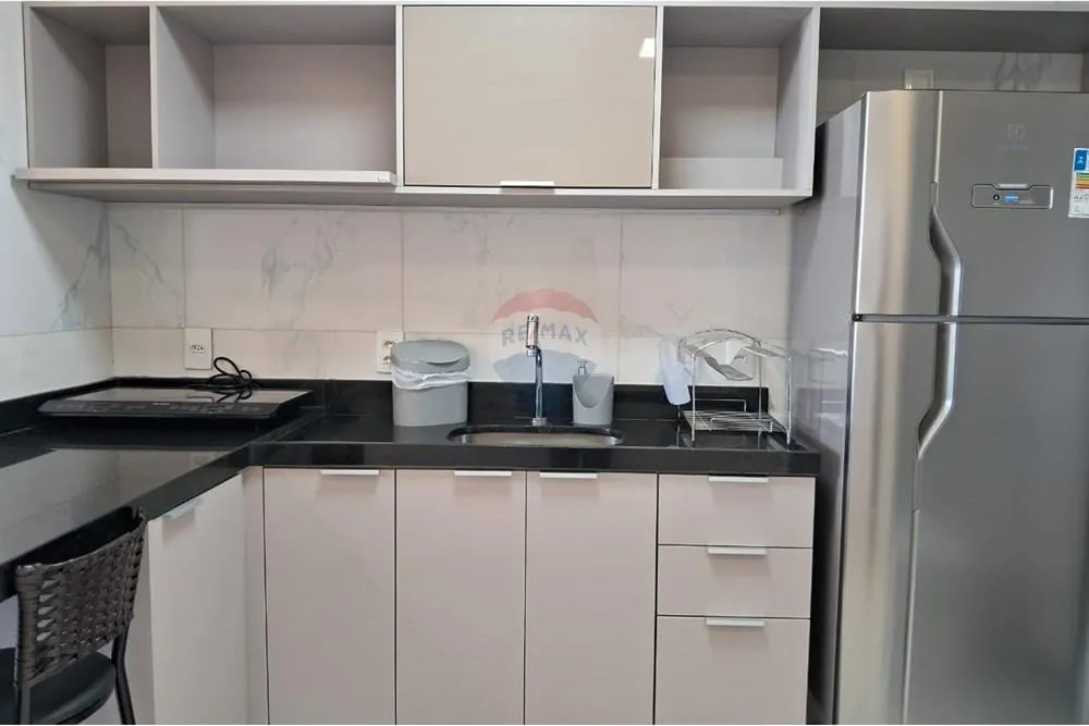 2-bedroom apartment in a building with a coworking space — photo 41