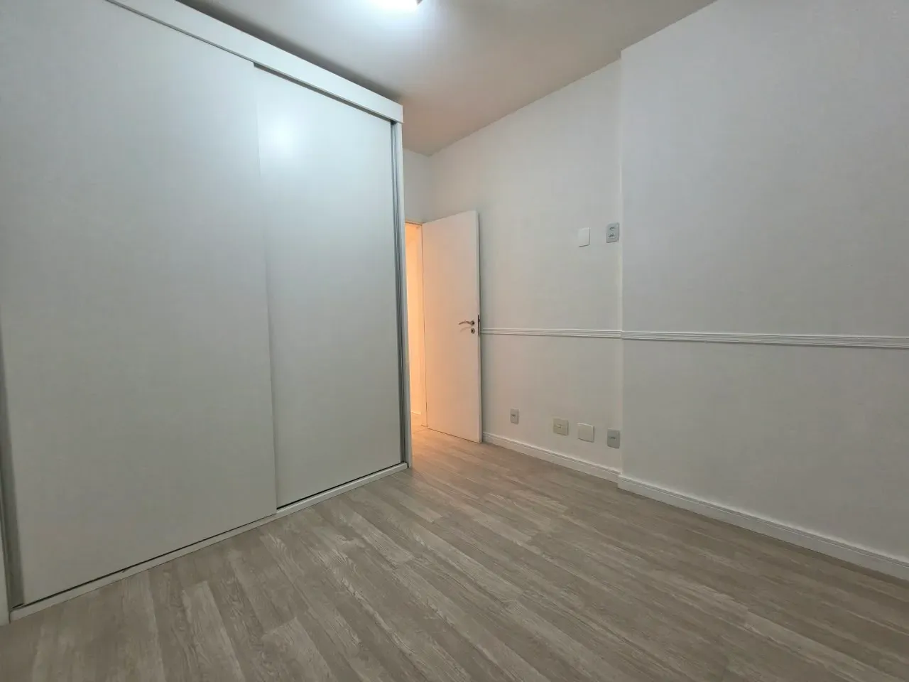 3-bedroom apartment in a building with a sauna — photo 6