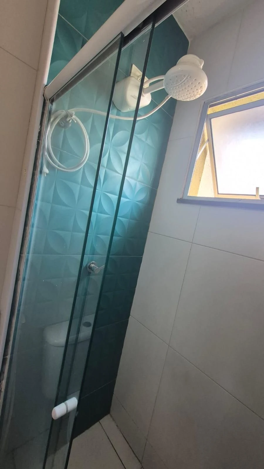 Apartamento sem mobília com 2 quartos e box de vidro — photo 17