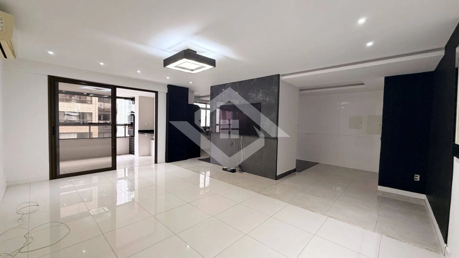 3-bedroom apartment in a building with a sauna — photo 4