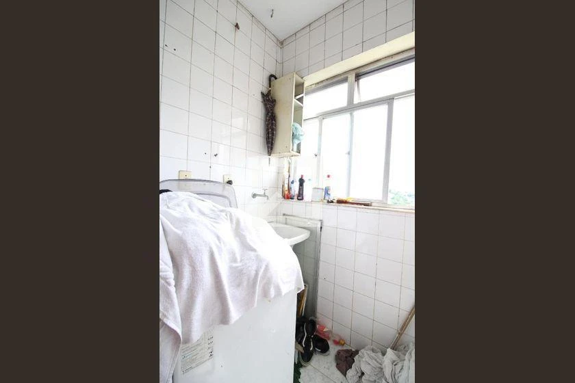 Furnished 2-bedroom apartment with balcony, 98 m² — photo 21