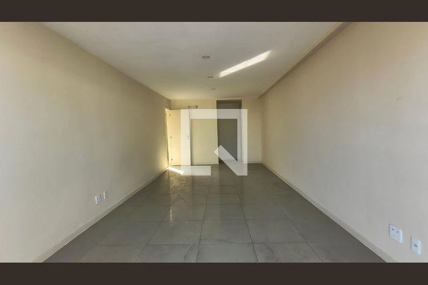 280 m² 4-bedroom apartment with en-suites and 2 parking — photo 24