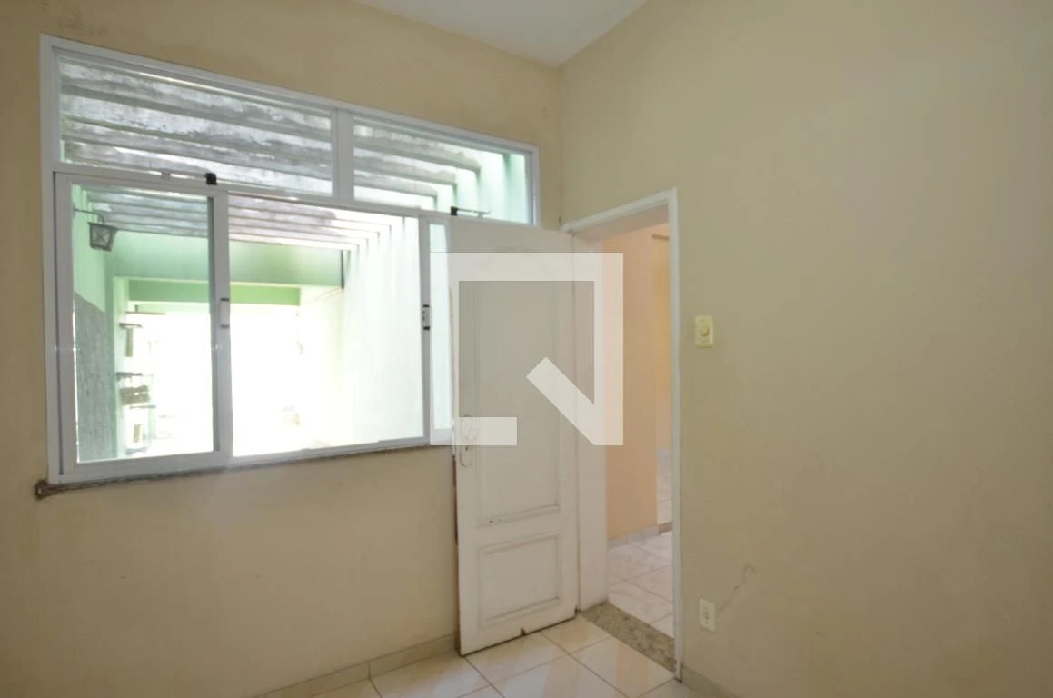 Casa sem mobília com 5 quartos e 5 banheiros — photo 68