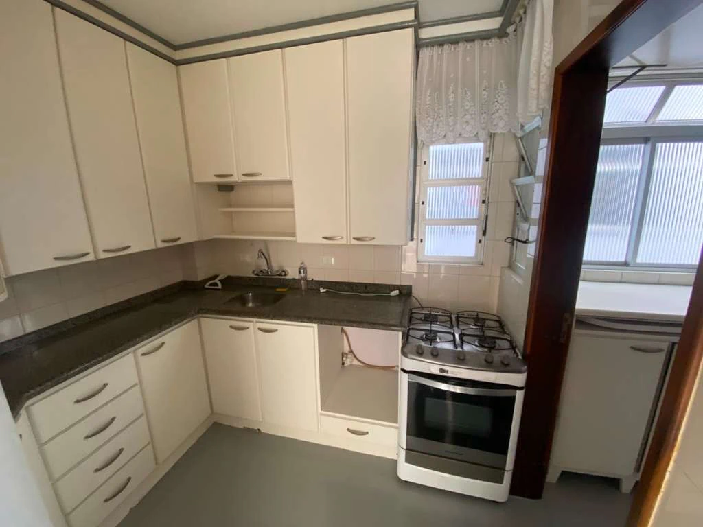 Apartamento de 3 dormitorios con zona de trabajo lista — photo 2