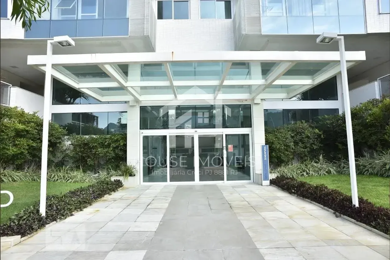 Apartamento com ar-condicionado e varanda envidraçada — photo 22