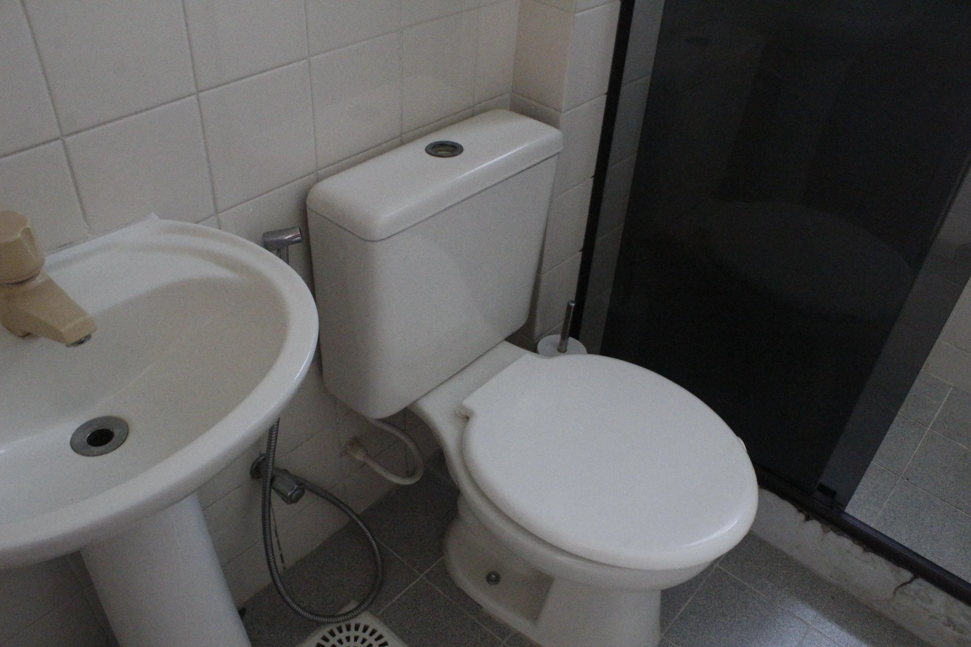 Rental apartment with 3 bedrooms and 1 bathroom — photo 21