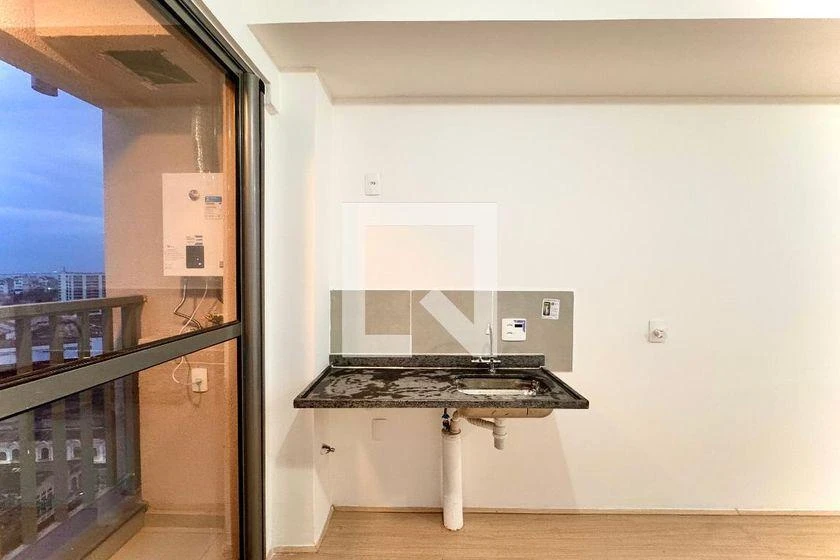Квартира 29 м² з робочим місцем та балконом із грилем — photo 8