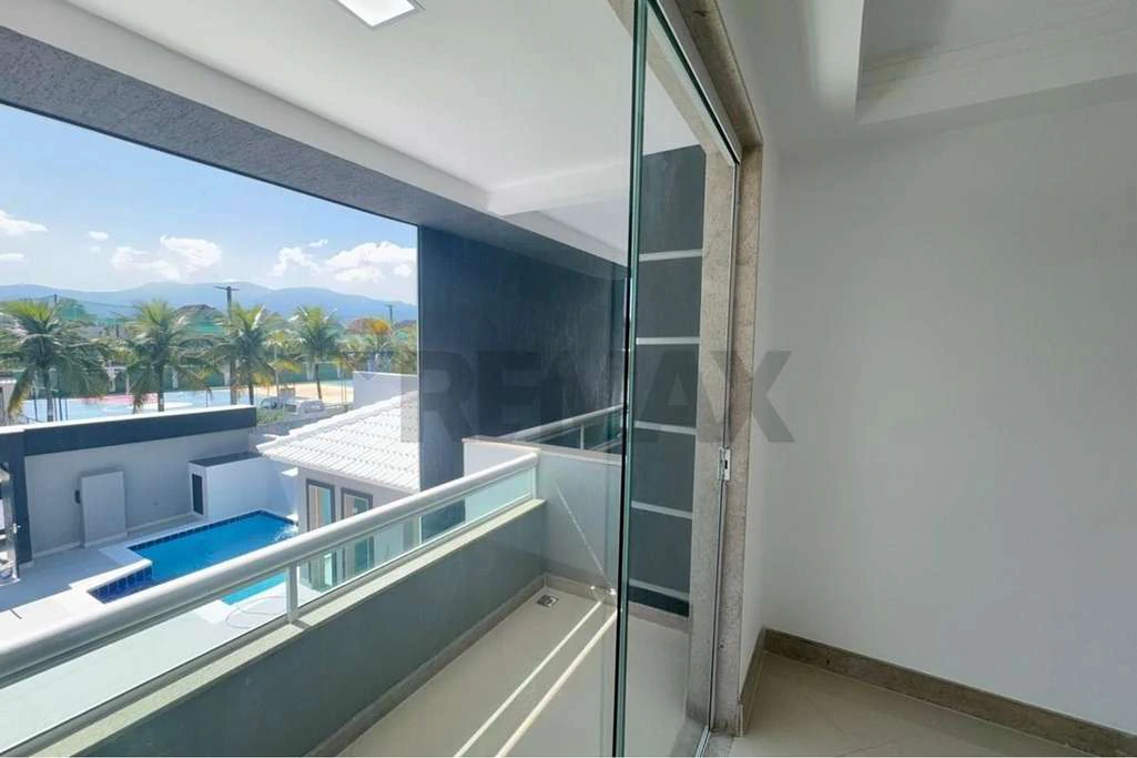 4-suite house with 305 m² and 3 parking spaces — photo 28