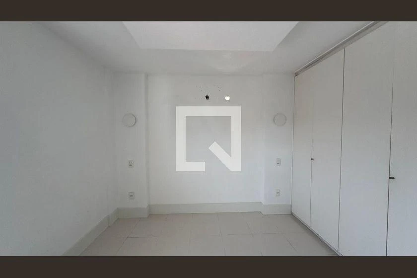 Apartment, 123 m², with a glass-enclosed balcony — photo 4