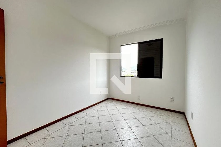 5-bedroom apartment with a bathtub in Florianópolis — photo 14