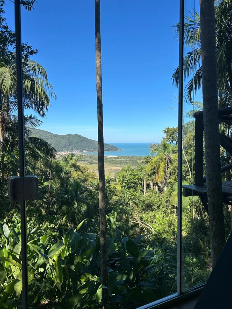 Furnished house, 135 m², with a water view — photo 9
