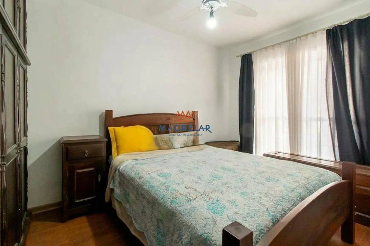 4-bedroom house with a washing machine in Curitiba — photo 16