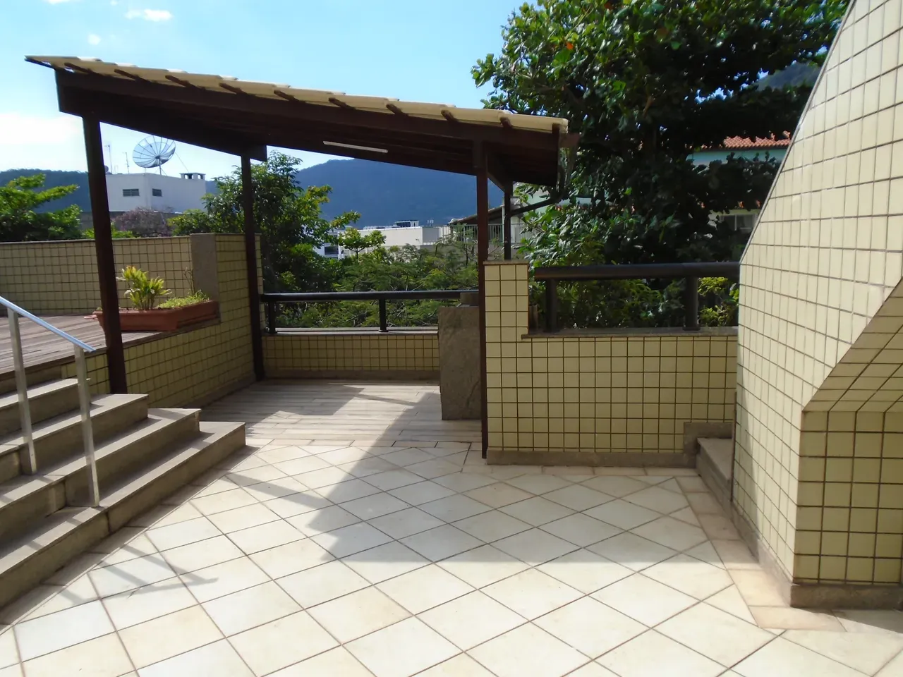 Apartamento, 302 m², com janelas do piso ao teto — photo 20