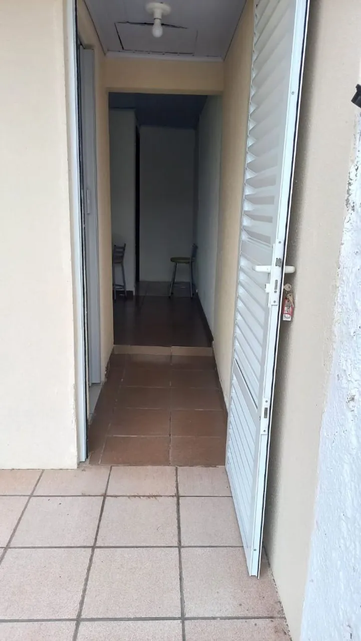 One-bedroom house with a washing machine in Curitiba — photo 9