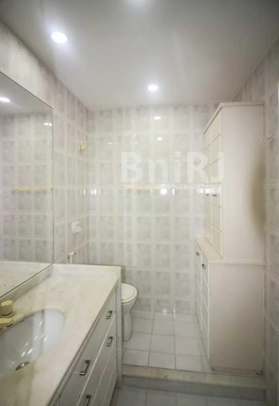 2-bedroom apartment with a home office in Rio de Janeiro — photo 12