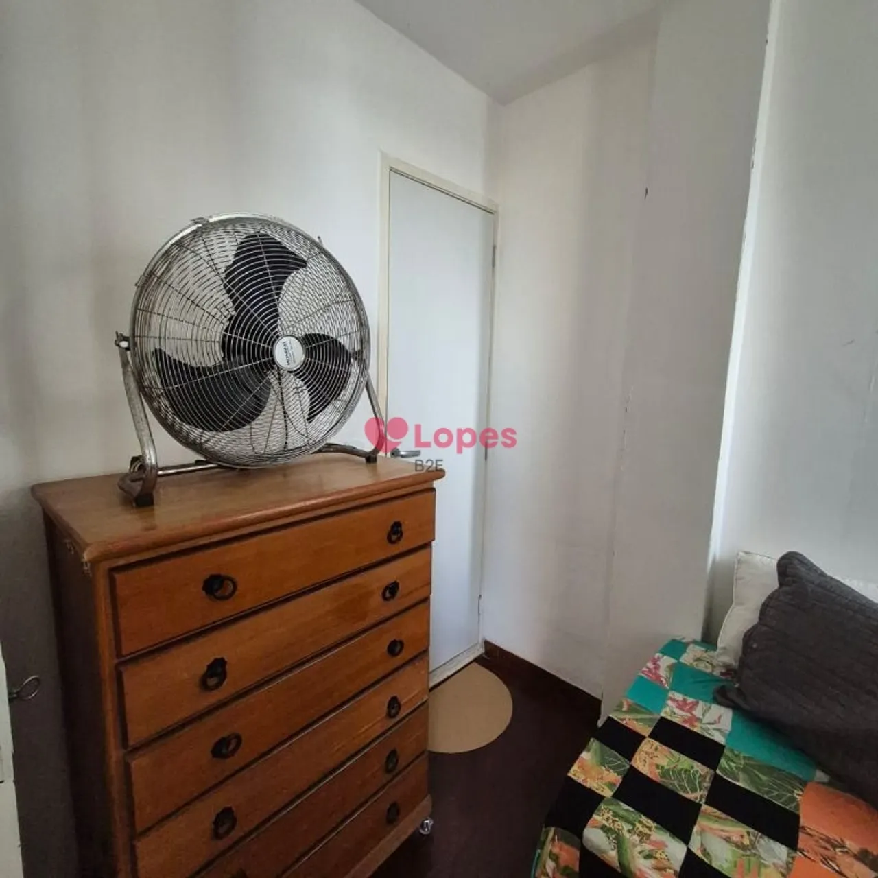 Furnished apartment, 180 m², with a water view — photo 2