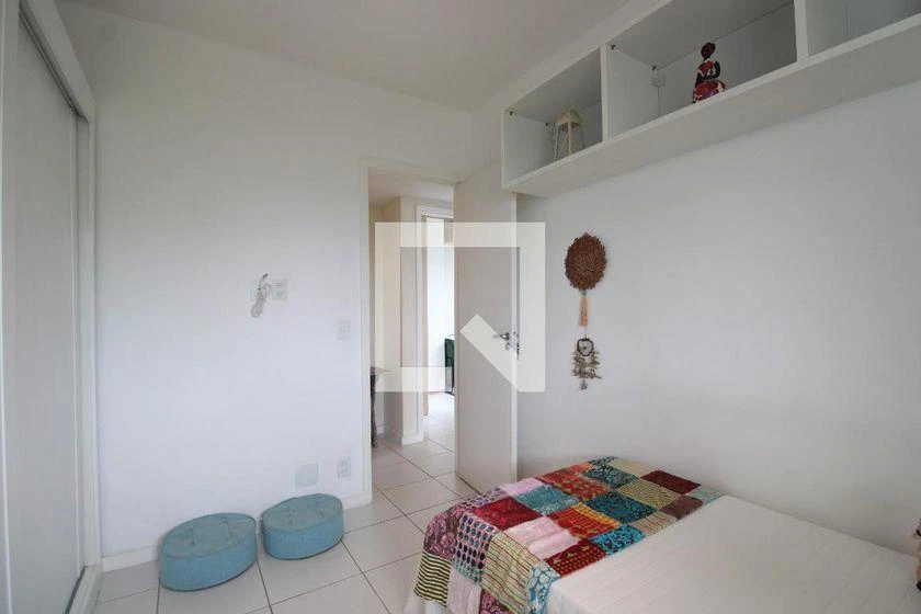Furnished apartment, 83 m², with a glass-enclosed balcony — photo 37