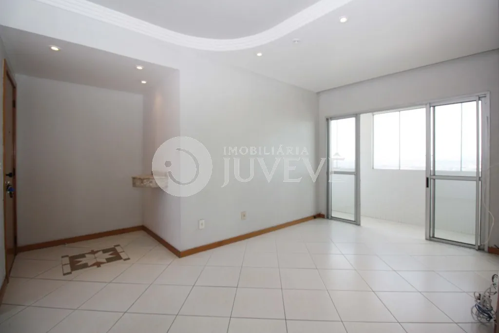 Apartment, 93 m², with a glass-enclosed balcony — photo 2
