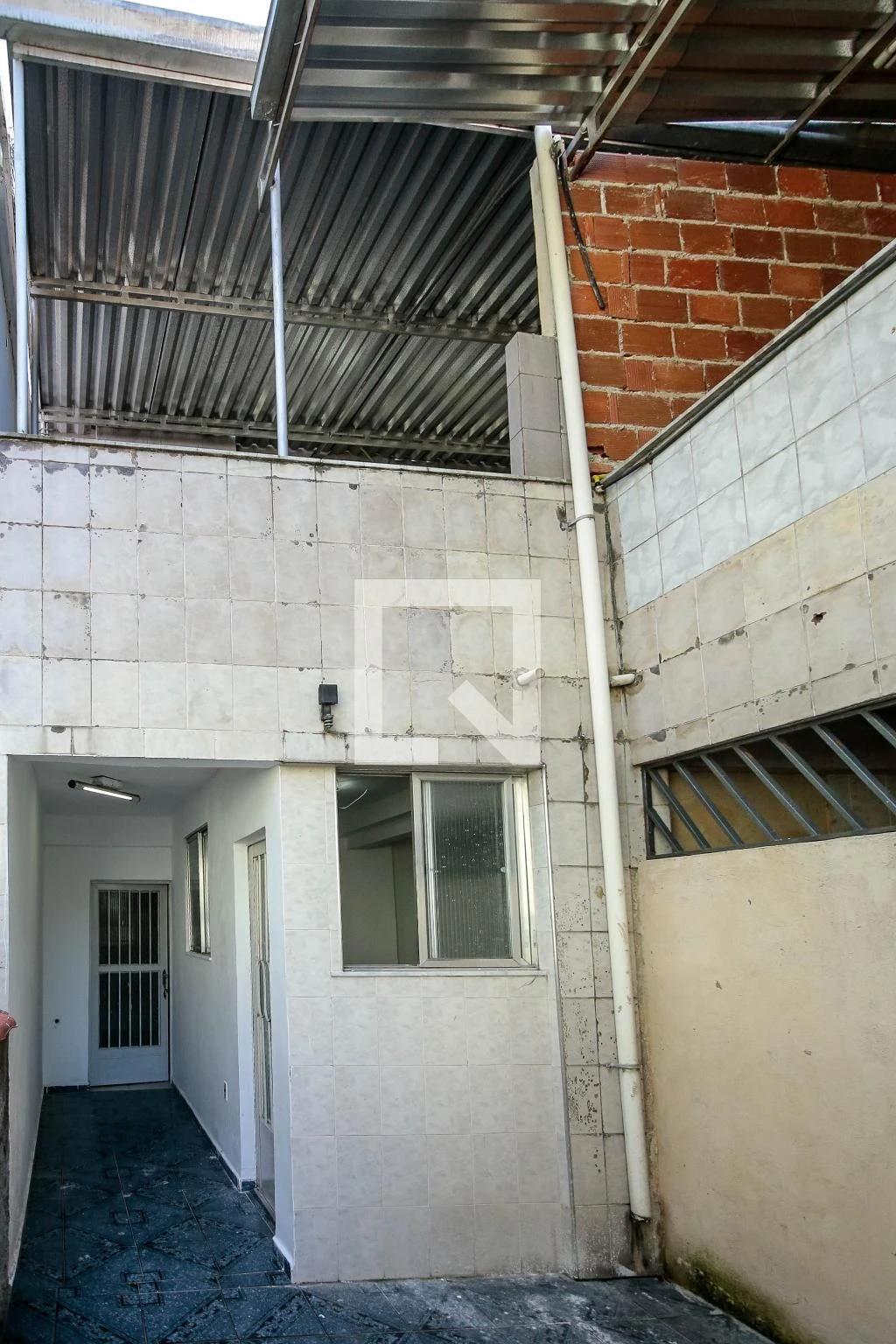 House, 100 m², with a grill on the balcony — photo 21