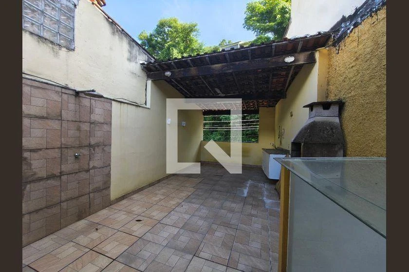 Condominium townhouse with 2 bedrooms and balcony — photo 41