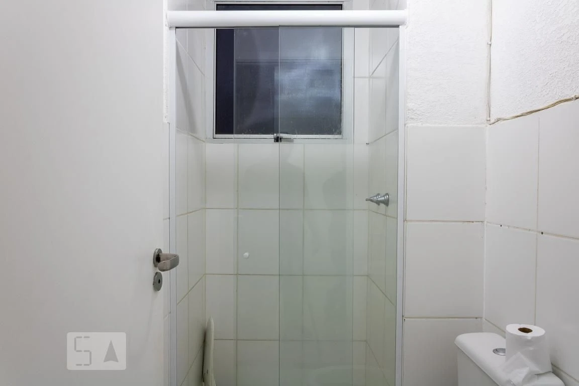 Apartamento com 2 quartos e área de lavanderia — photo 21