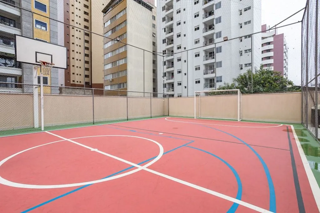 Apartamento com 3 quartos e 160 m², cozinha com fogão a gás — photo 29