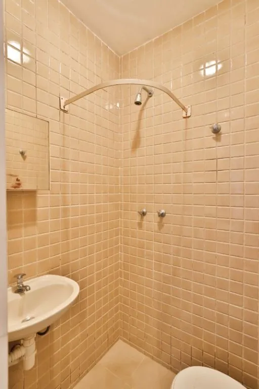 3-bedroom apartment with 2 baths and 125 m² floor area — photo 30