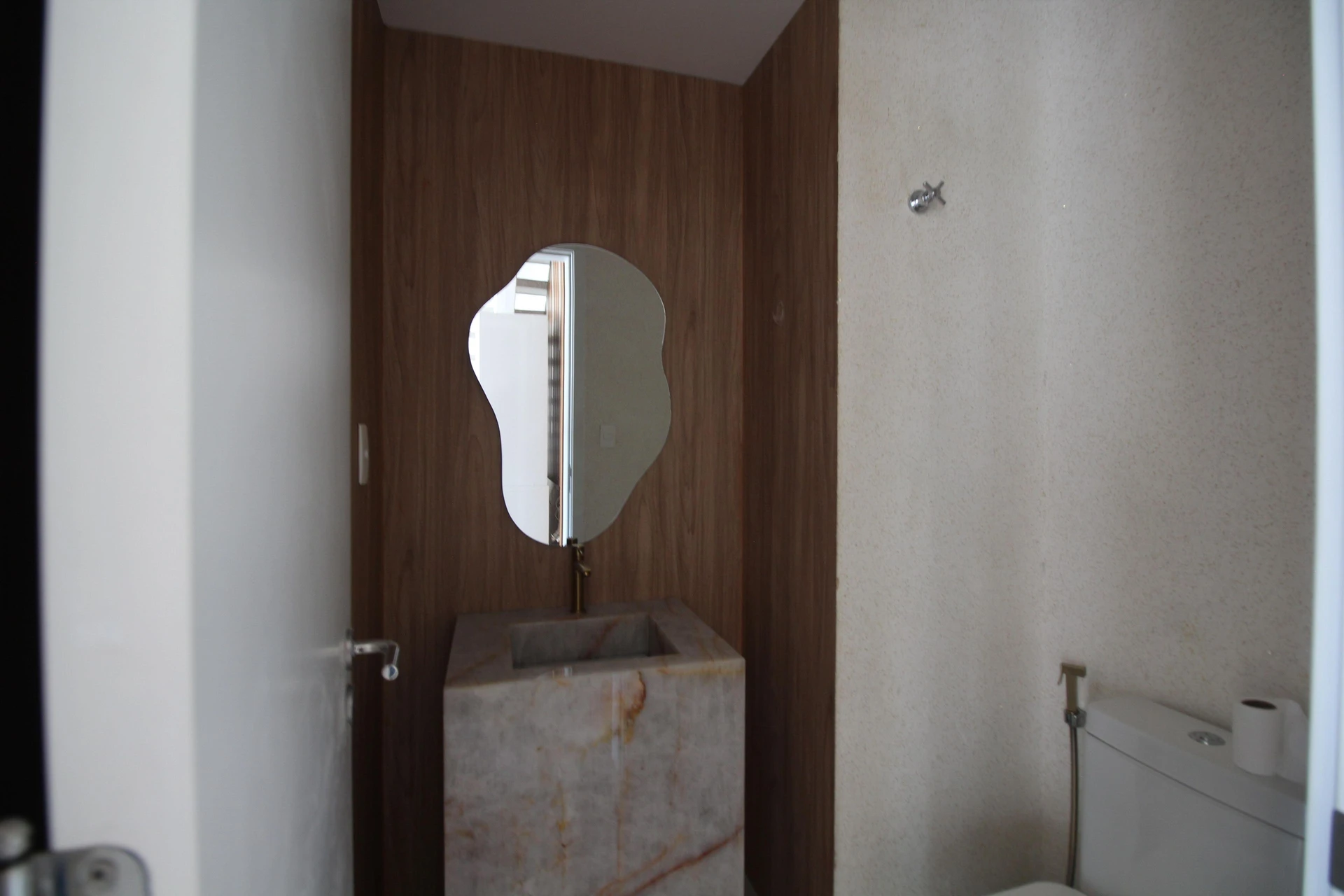 Apartment, 116 m², with a glass-enclosed balcony — photo 3
