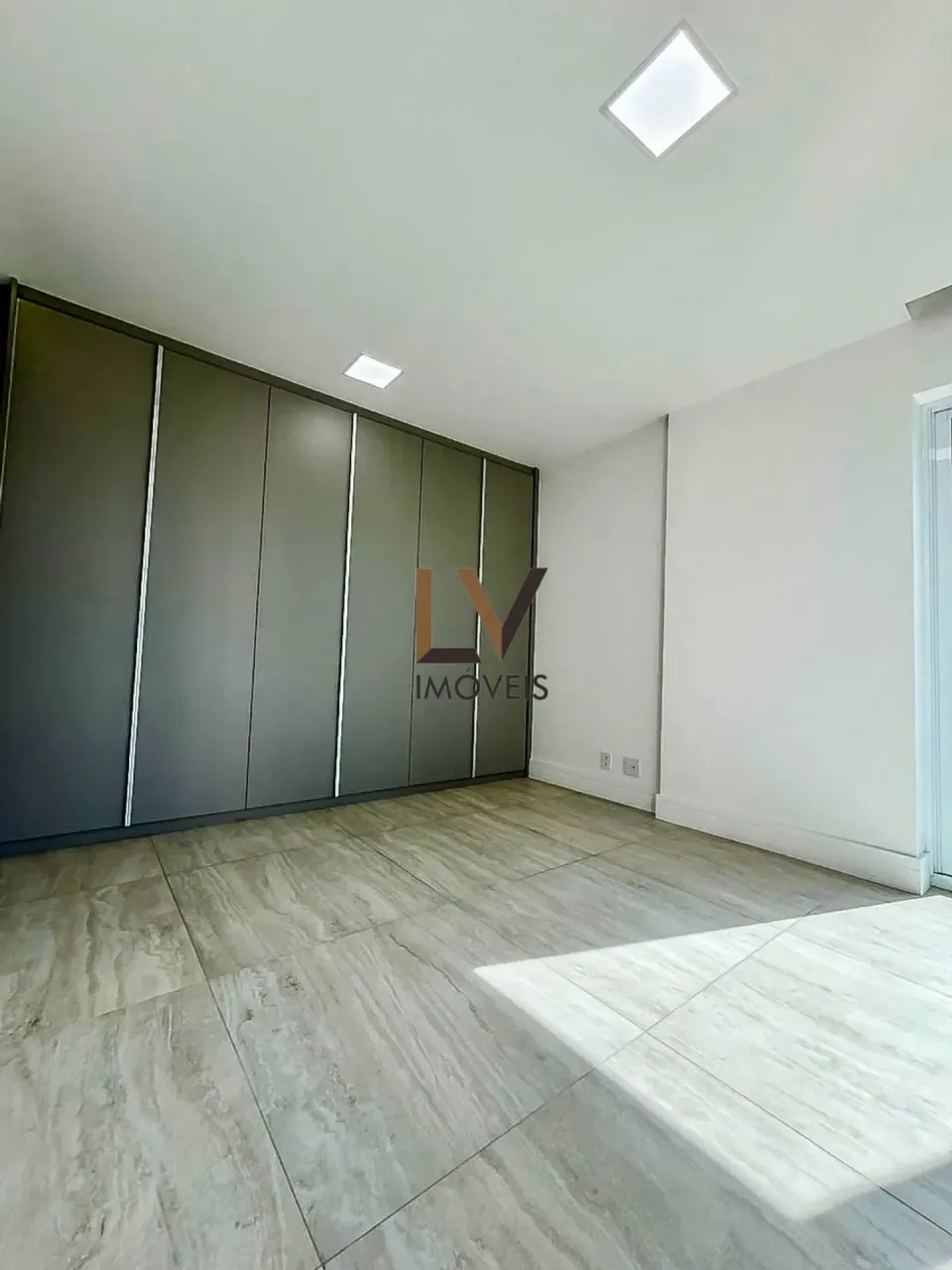 Apartamento mobiliado com 4 quartos e cozinha americana — photo 11