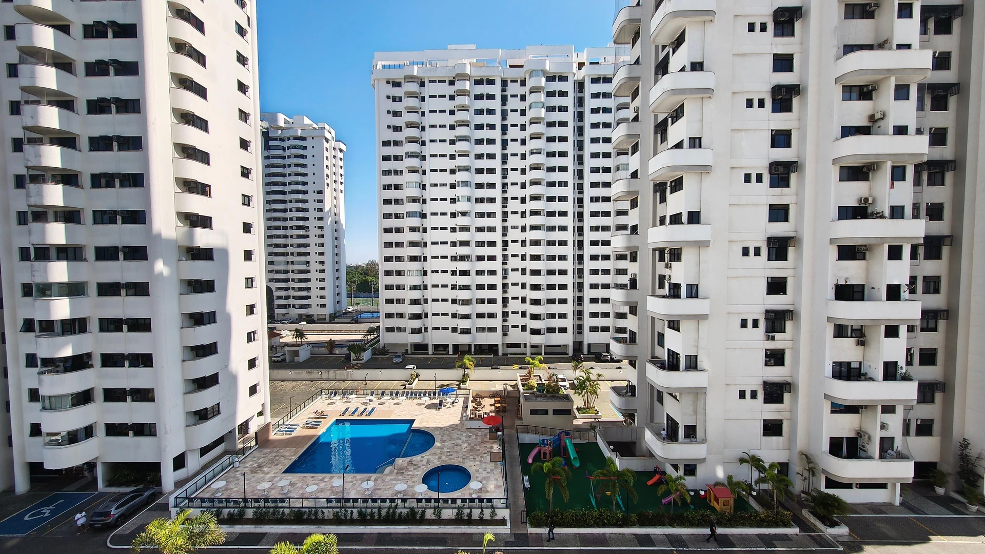 Apartamento mobiliado com 2 quartos e varanda — photo 12