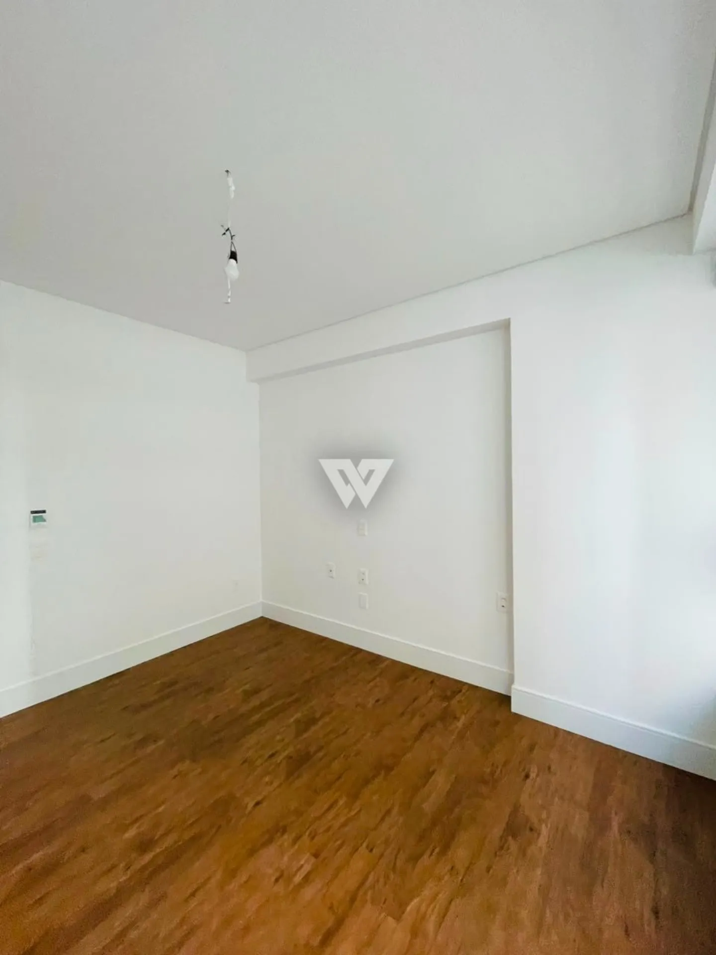 Apartment, 42 m², with a glass-enclosed balcony — photo 21