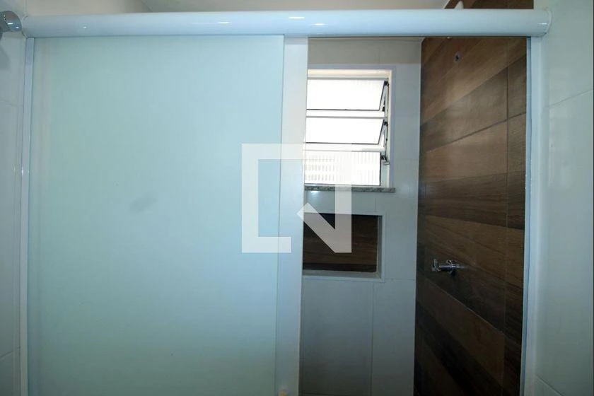 Apartment, 48 m², with wood or laminate floors — photo 10