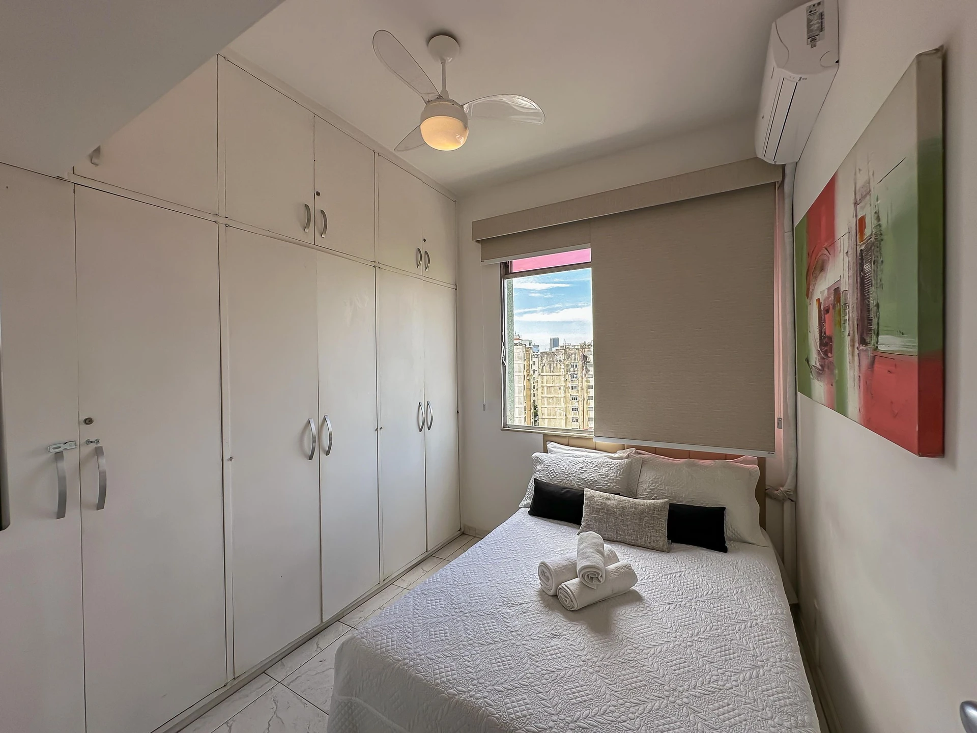 Home office in a one-bedroom apartment, 37 m²