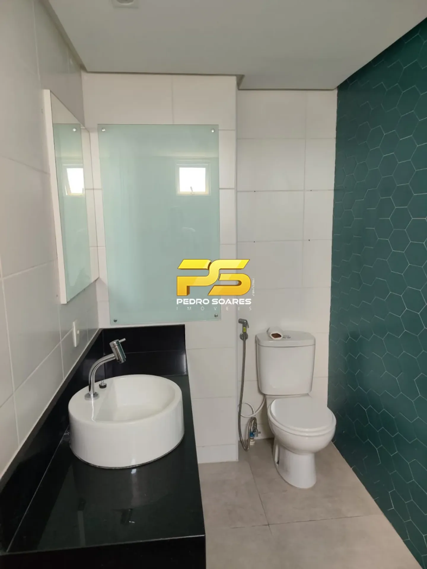 Квартира 186 м² с джакузи и застеклённым балконом — photo 30