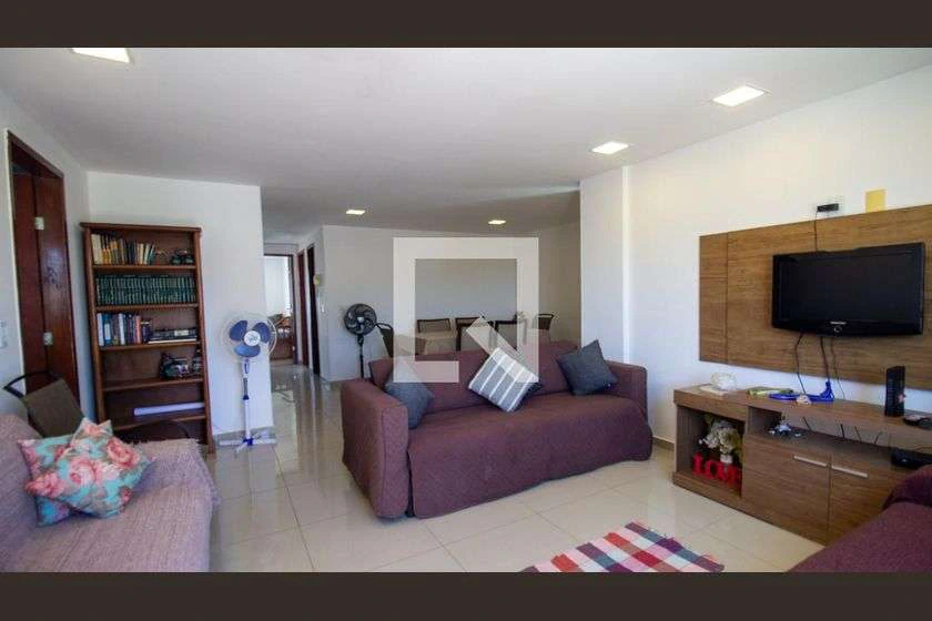 Top-floor apartment with 3 bedrooms and 290 m² terrace — photo 6