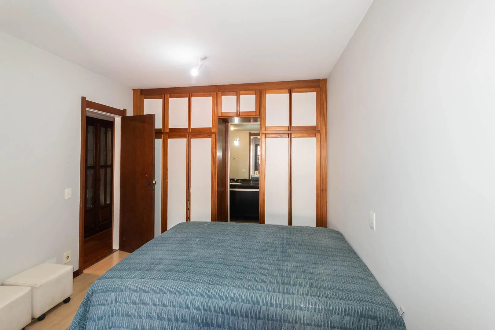 Apartamento mobiliado com 4 quartos e 2 vagas — photo 10