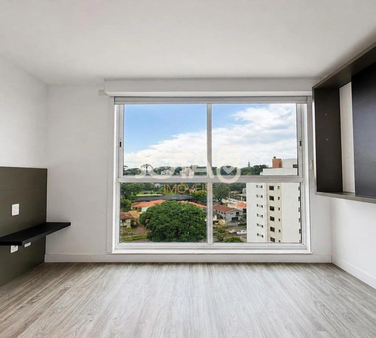 Bañera y 4 dormitorios: departamento de 323 m² — photo 29