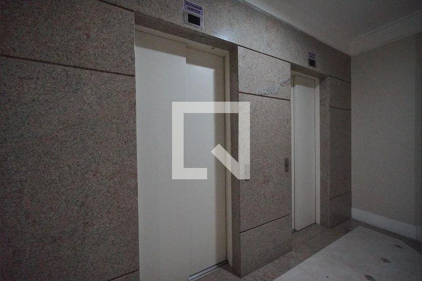 Furnished 80 m² apartment with 2 bedrooms and 2 baths — photo 32