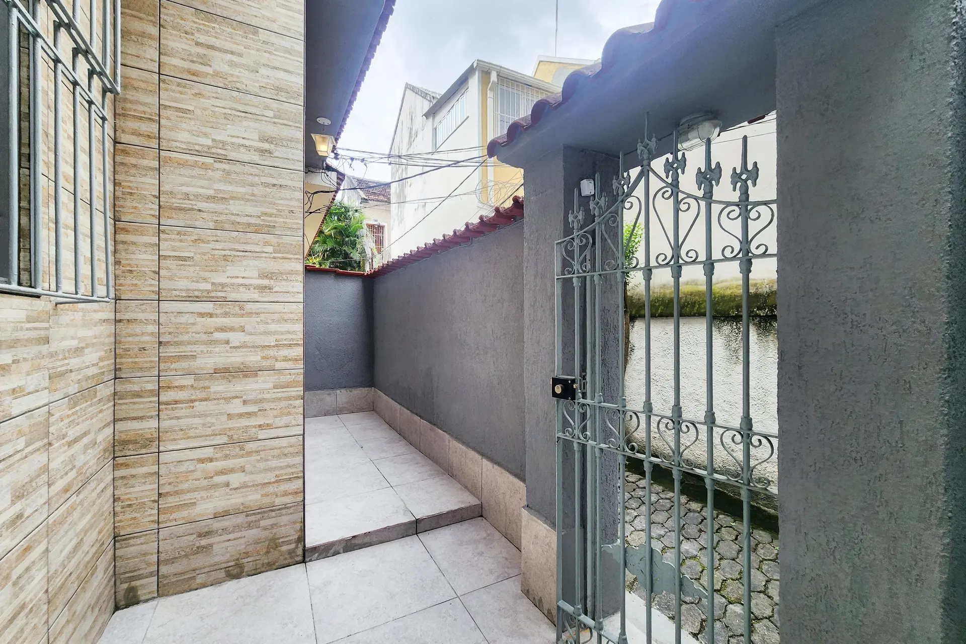 2-bedroom house, 1 with its own bathroom, 98 m² — photo 23