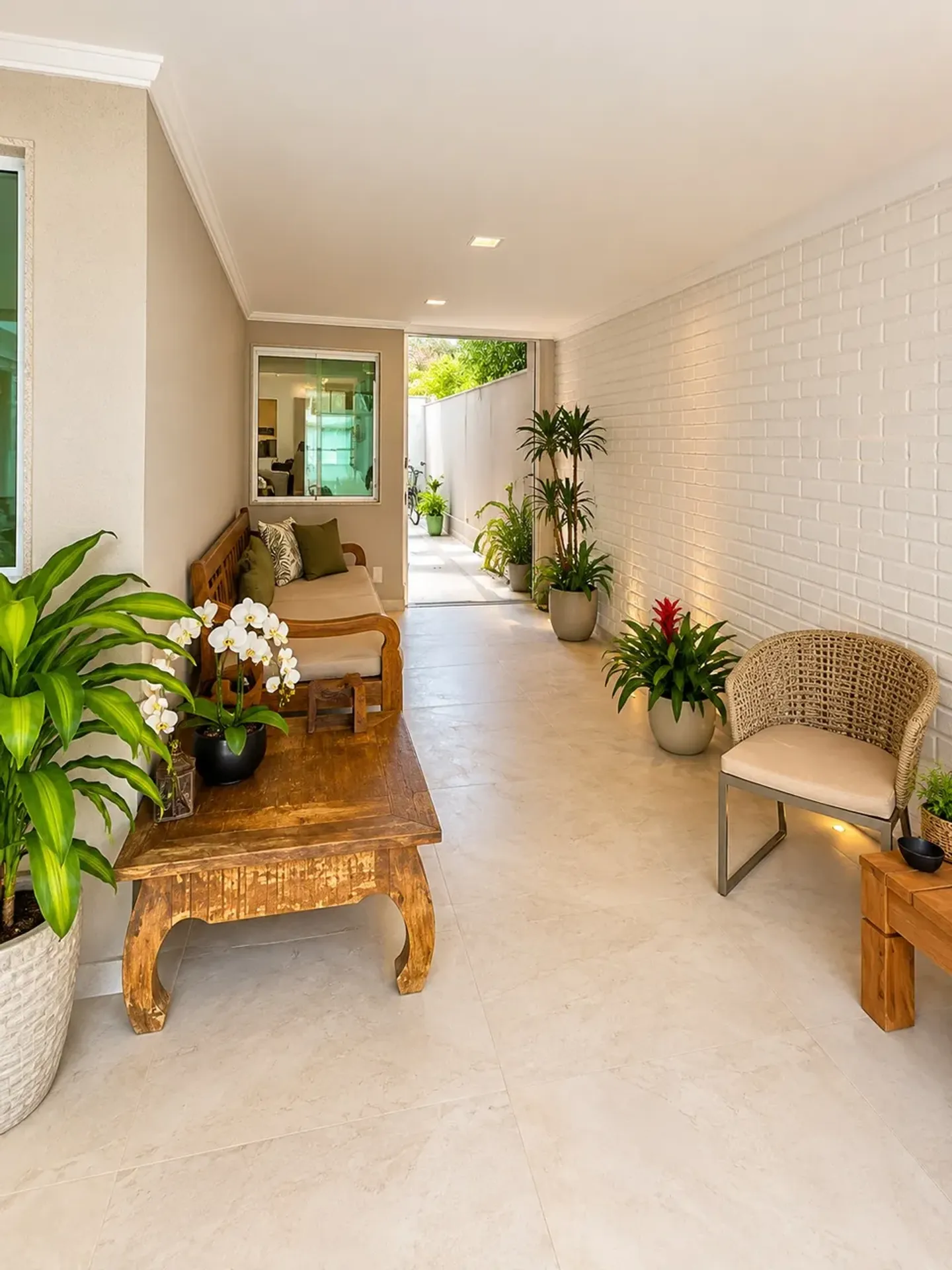 Furnished 400 m² house with 5 bedrooms and 3 parking — photo 14