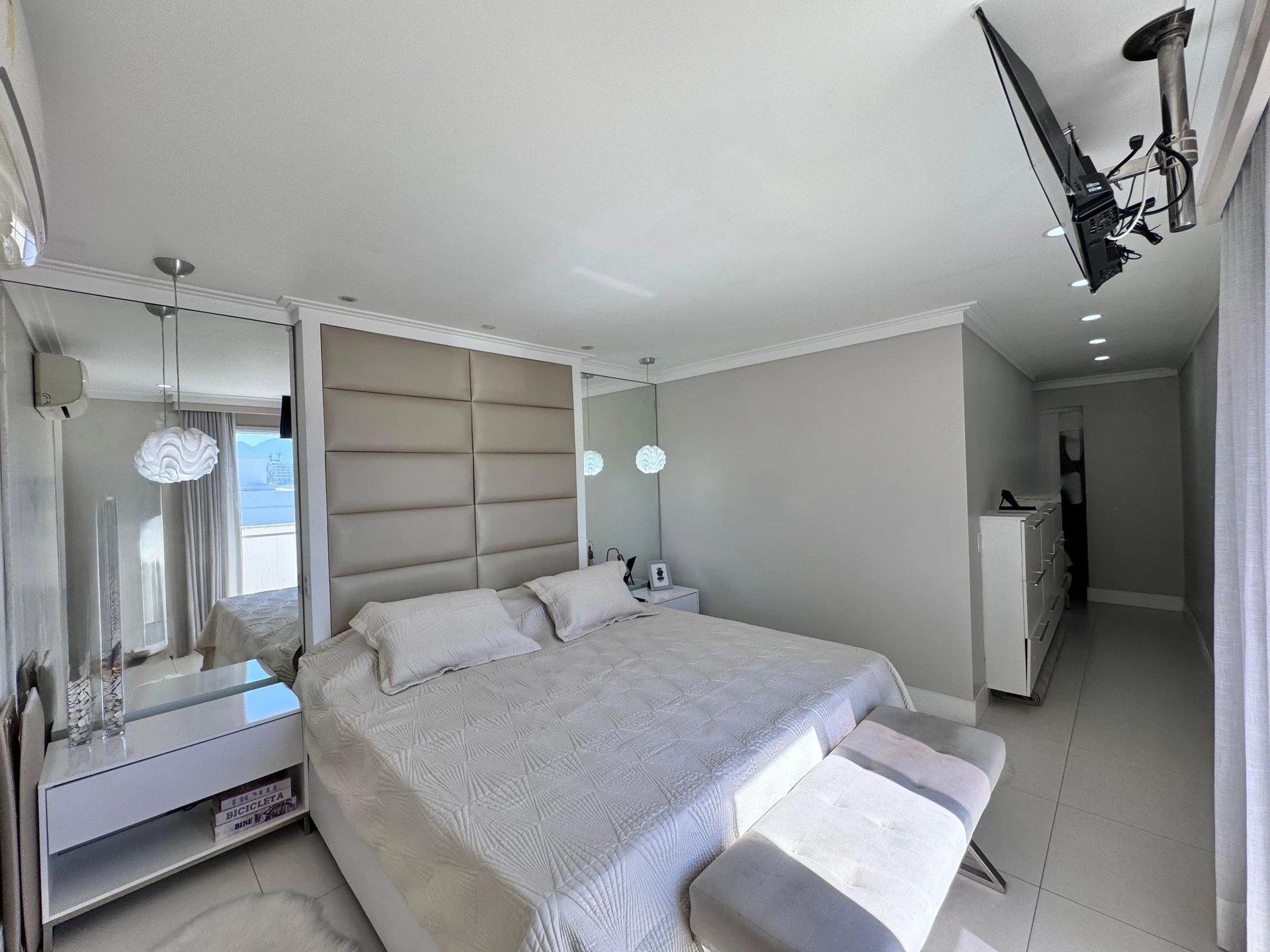 Furnished apartment with 3 bedrooms and 2 parking spaces — photo 4
