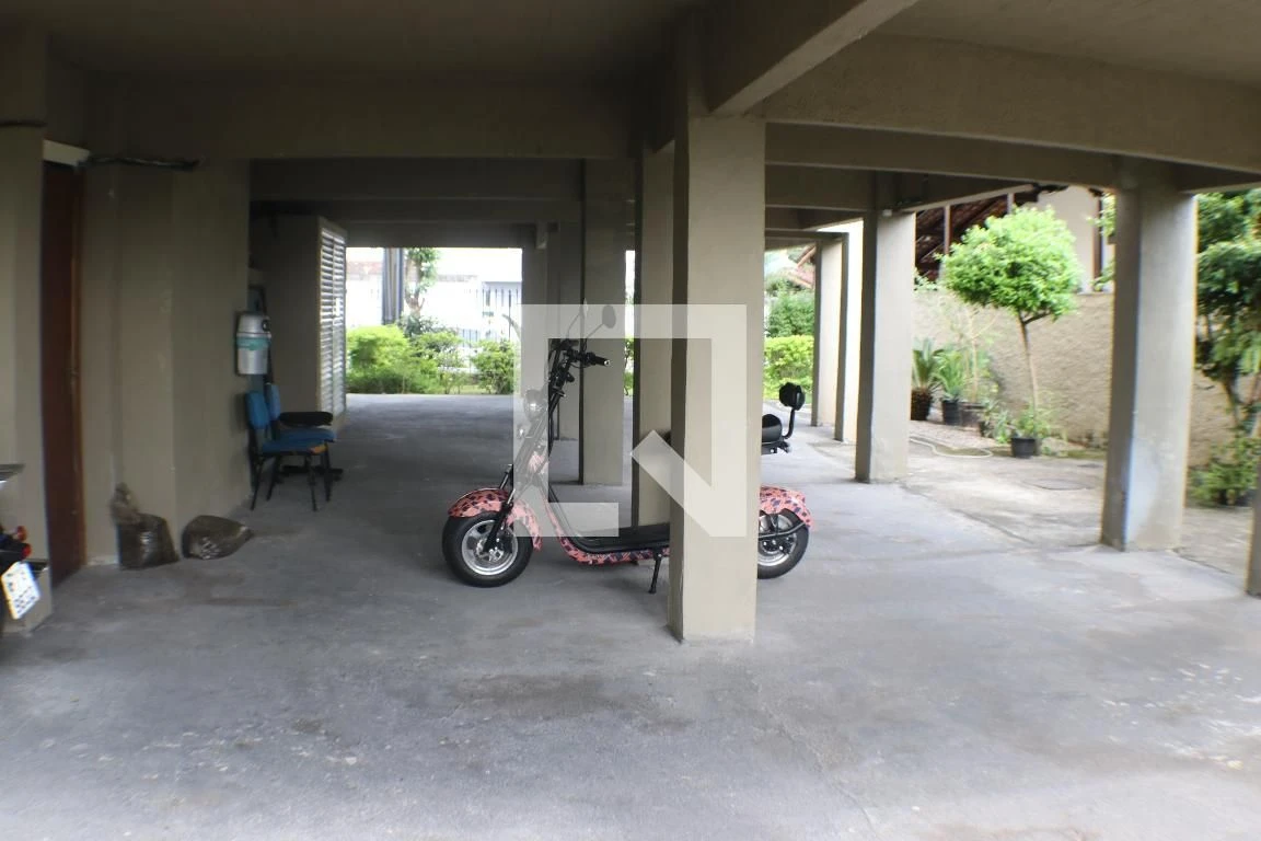 2-bedroom apartment with a washing machine — photo 12