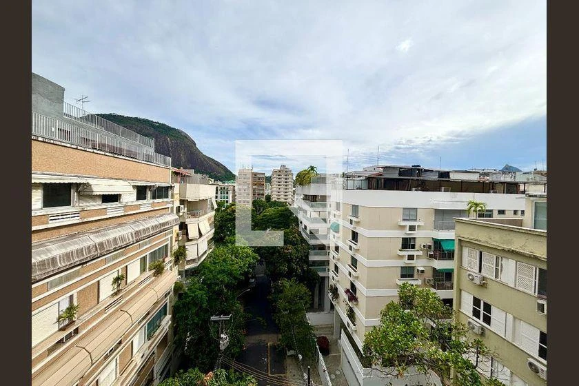Furnished 1-bedroom apartment with 27 m², no parking — photo 10