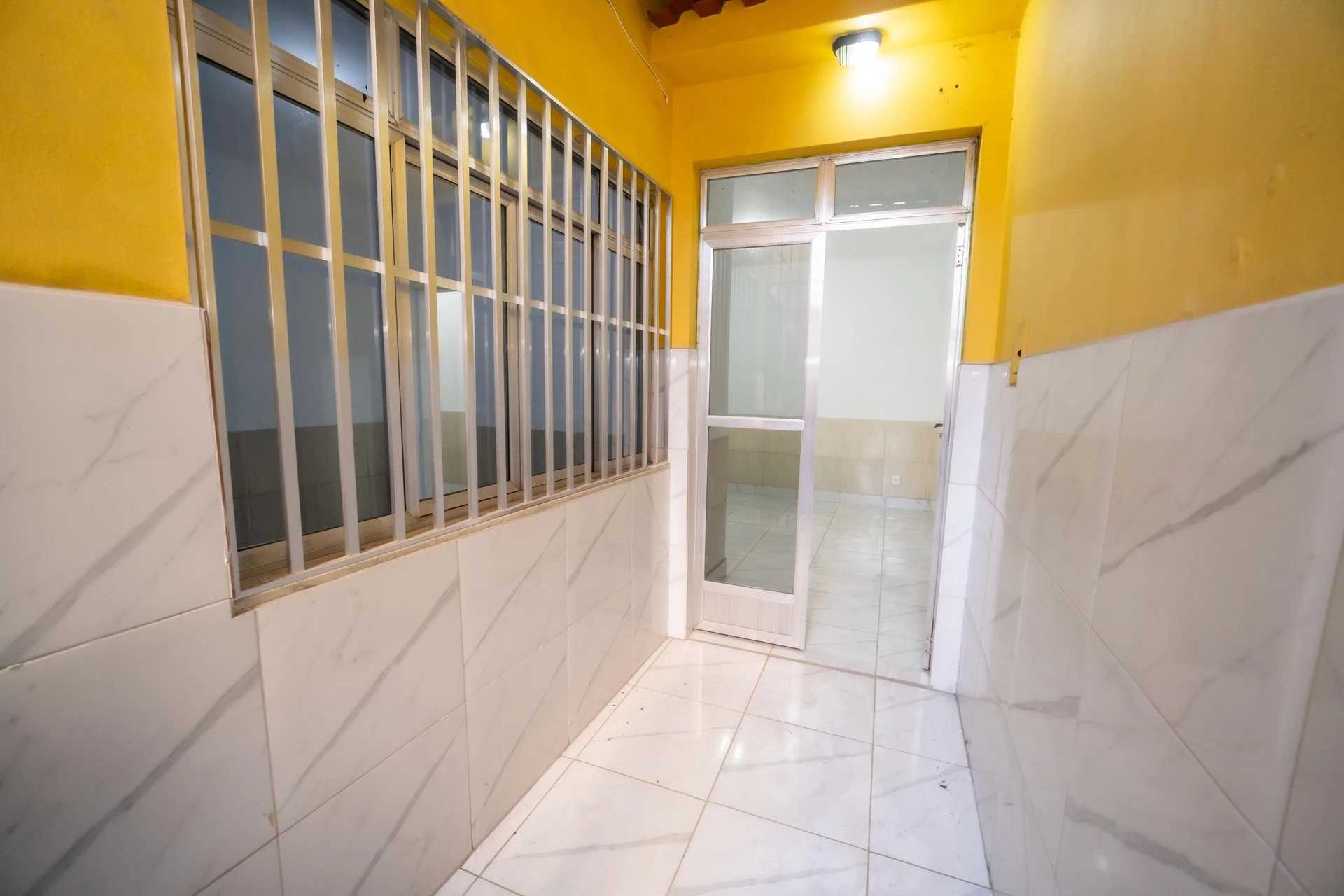 Unfurnished house with 2 bedrooms and separate kitchen — photo 13