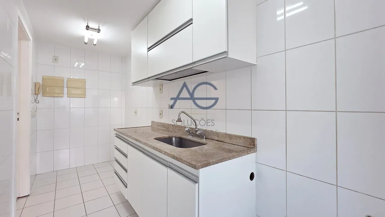 110 m² apartment with 2 bedrooms and 2 parking spots — photo 33