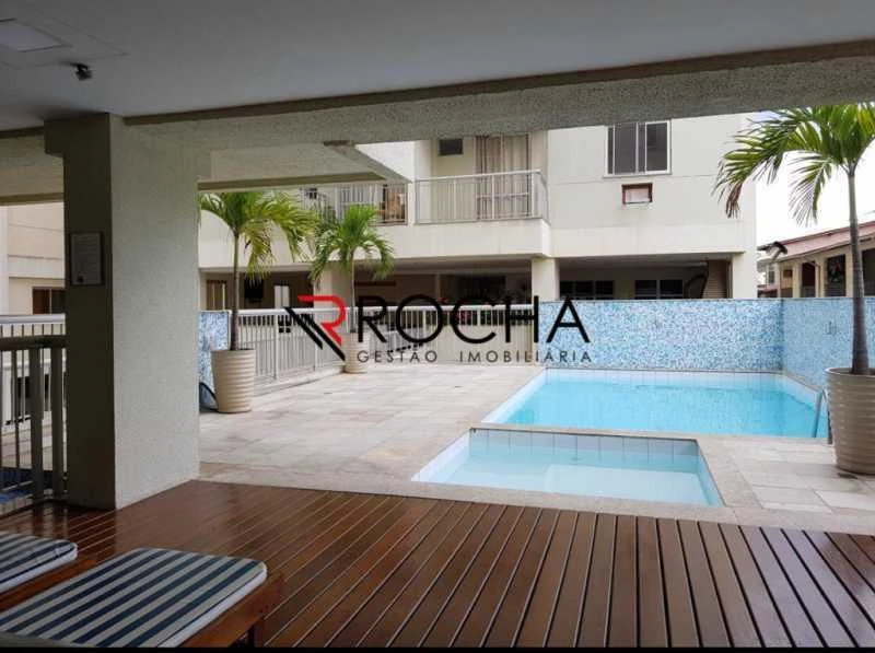 2-bedroom apartment with an en-suite and gas stove — photo 6