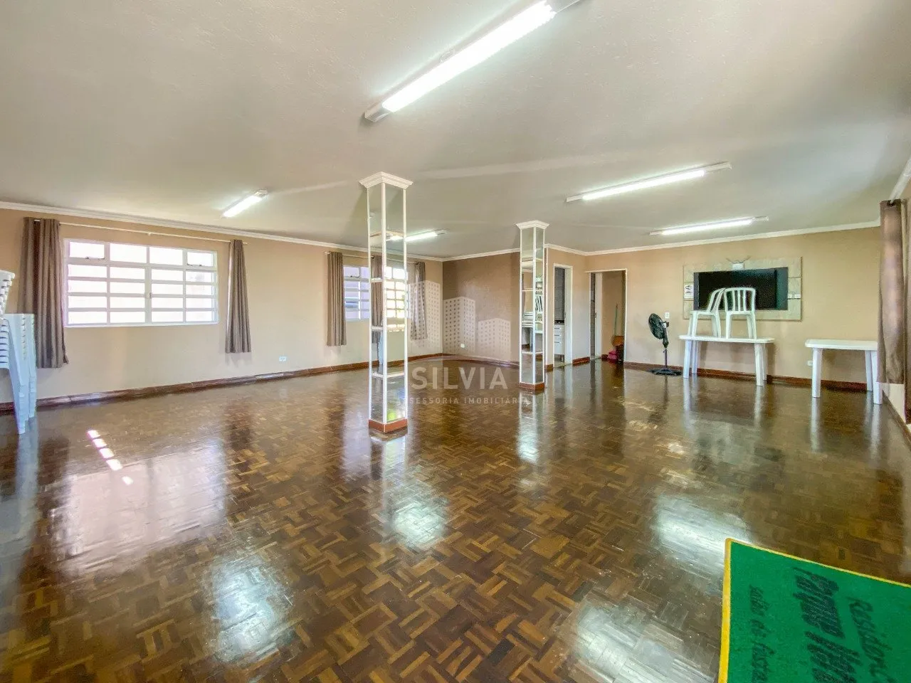 3-bedroom apartment with a private BBQ in Curitiba — photo 49