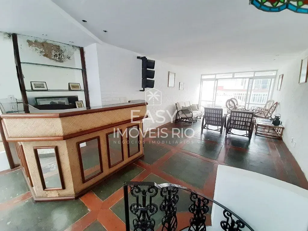 Квартира 315 м² з 4 спальнями та 2 паркомісцями — photo 28