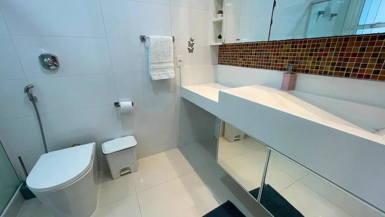 Furnished house with 4 bedrooms and an open-plan kitchen — photo 23