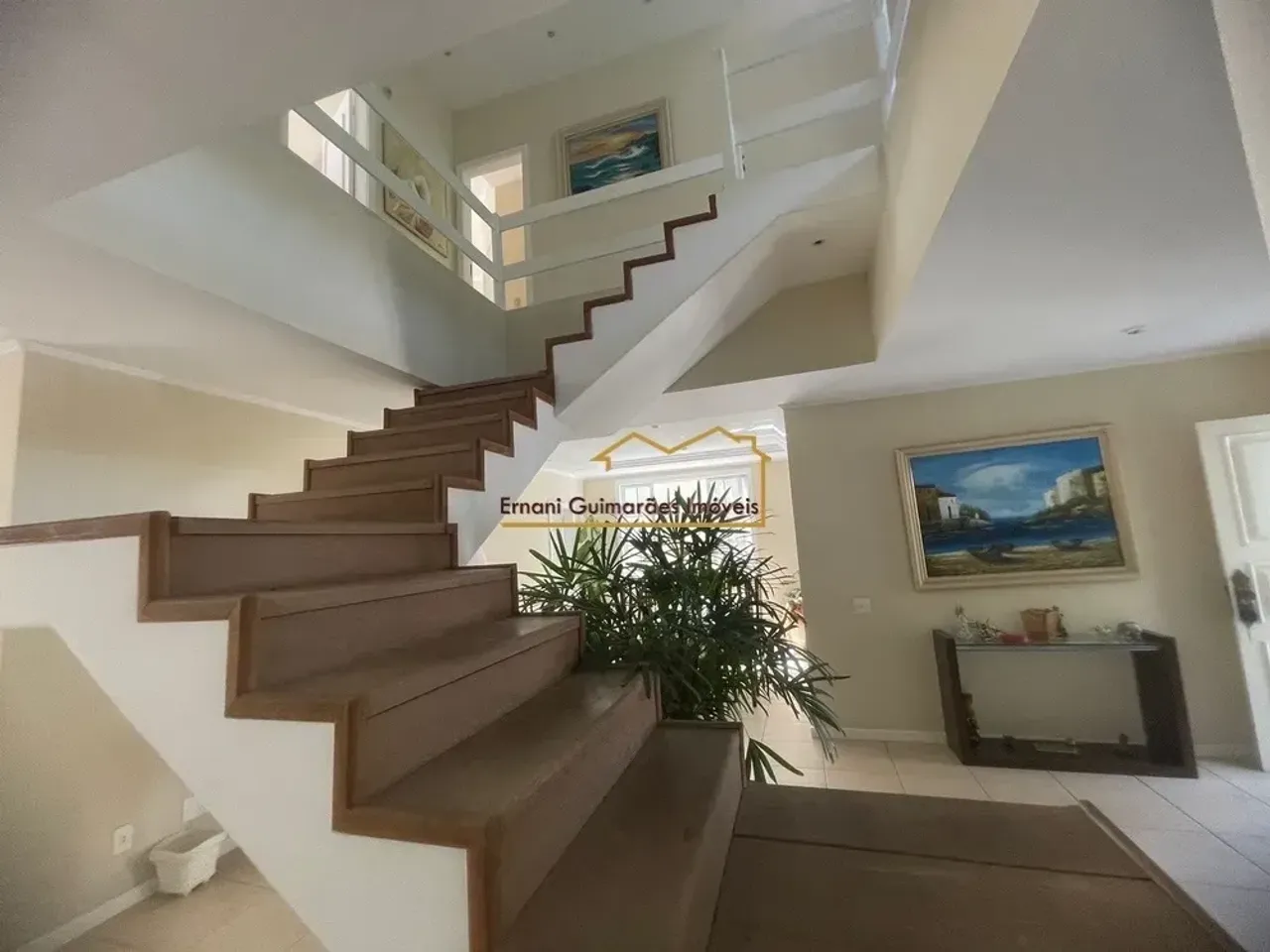 Casa com 5 quartos e 5 banheiros, 4 vagas e varanda — photo 14